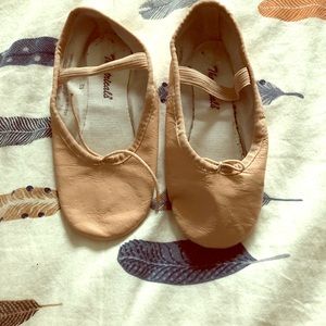 Leather ballet slippers size 12 toddler